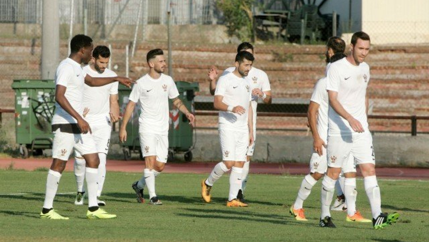 Βάση        για      βελτίωση  η απόδοση με Φλαμουρτάρι