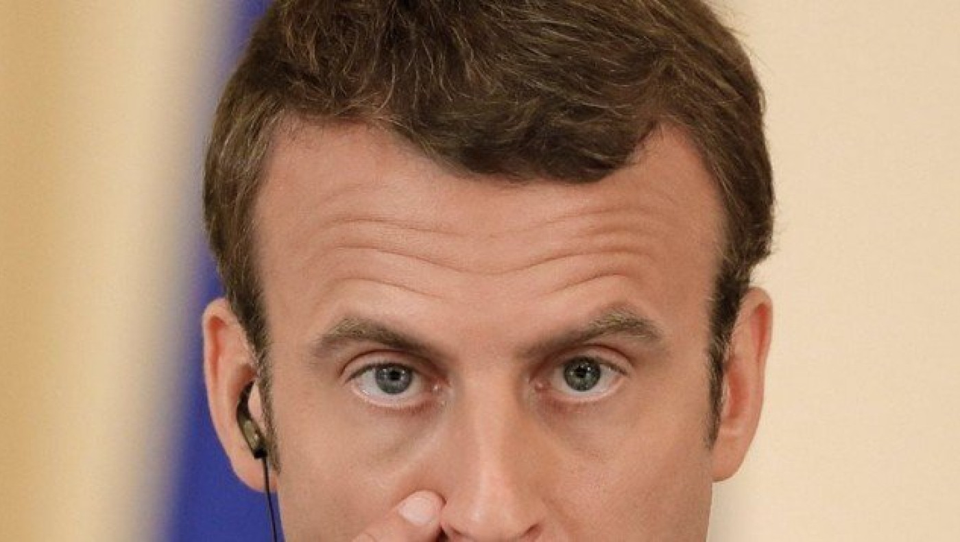 Γαλλία: Το Ελιζέ πλήρωσε 26.000 ευρώ για το... μακιγιάζ του Μακρόν!