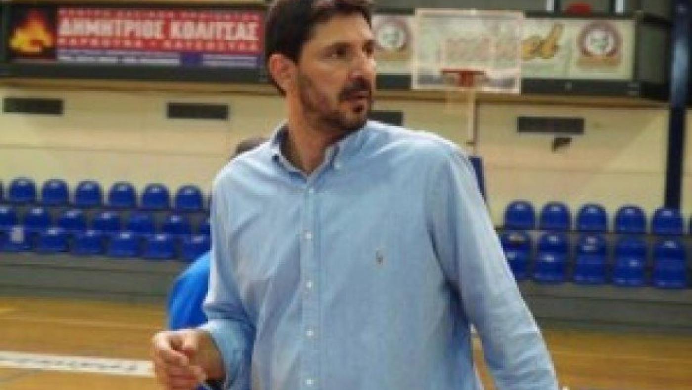 Ρεντζιάς: «Η Εθνική πρέπει να γίνει μια οικογένεια»