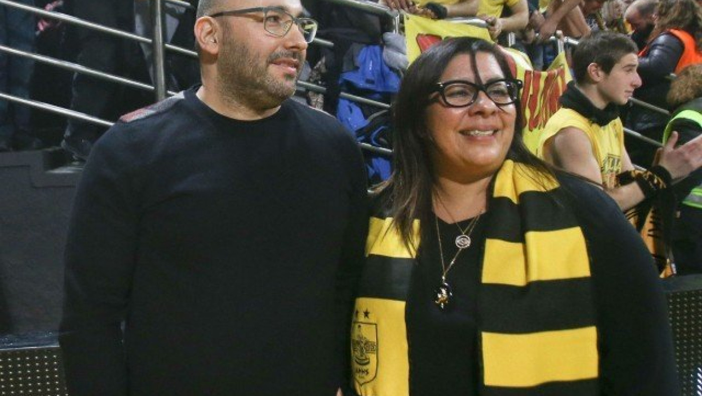 Πιέζουν   τον Αρη  ο χρόνος     και  οι υποχρεώσεις