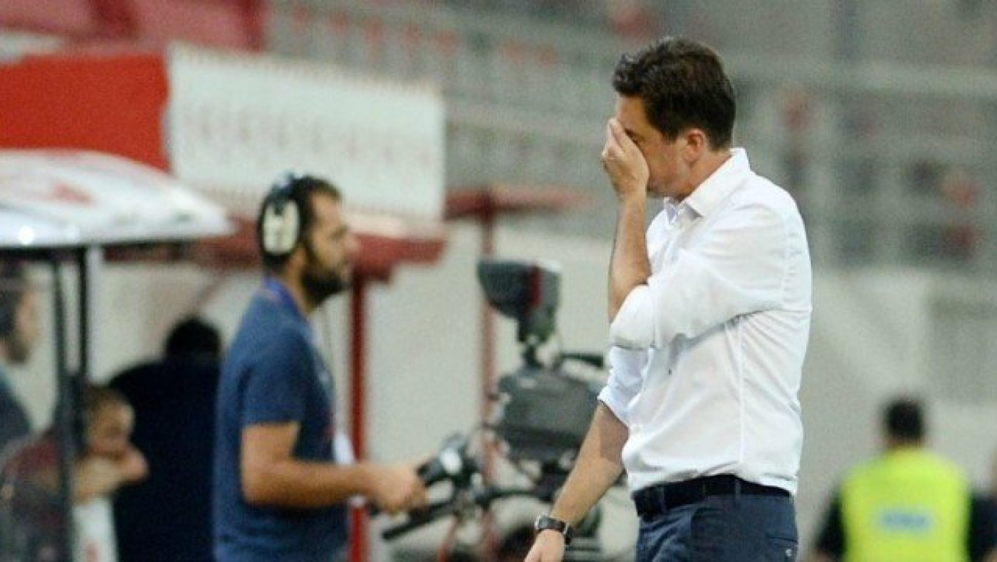 «Ερυθρόλευκο»              τελεσίγραφο            σε Χάσι