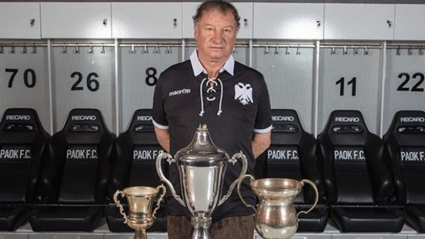 Χαίρε                                           Καίσαρ!