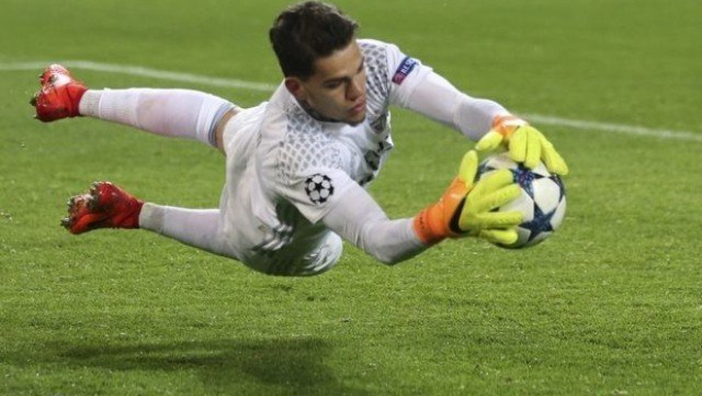 Σοκ! Το σακατεμένο      πρόσωπο του Έντερσον! (pic)