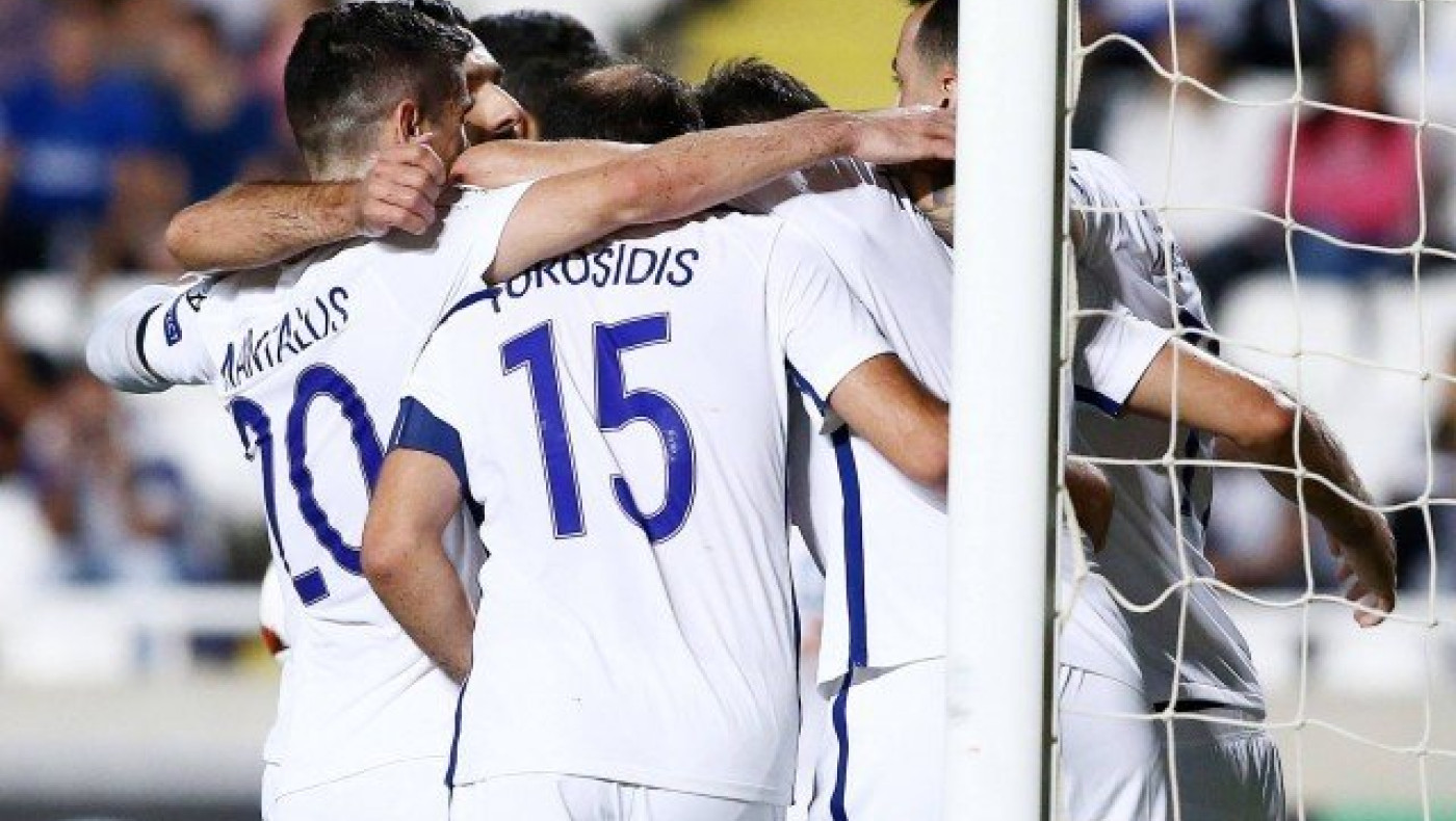 Photo Gallery του      αγώνα Κύπρος - Ελλάδα (pics)