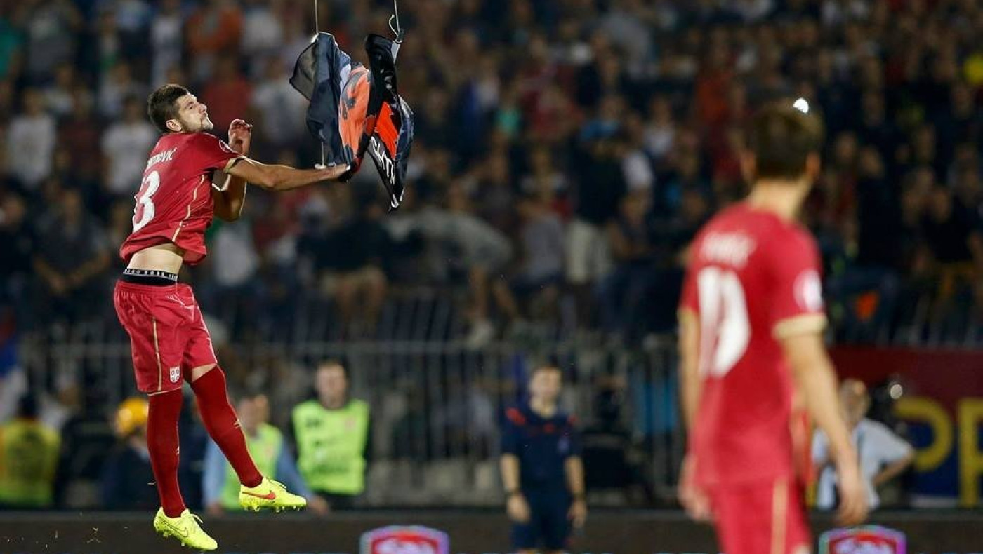 Η φωτογραφία της χρονιάς: Γιατί το ποδόσφαιρο δεν είναι το παν... (pic)