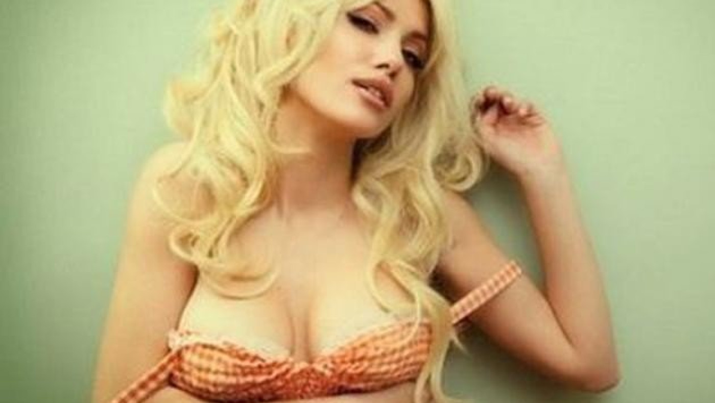  Η Κλέλια Ρένεση με μπικινάκι! (ΦΩΤΟ)