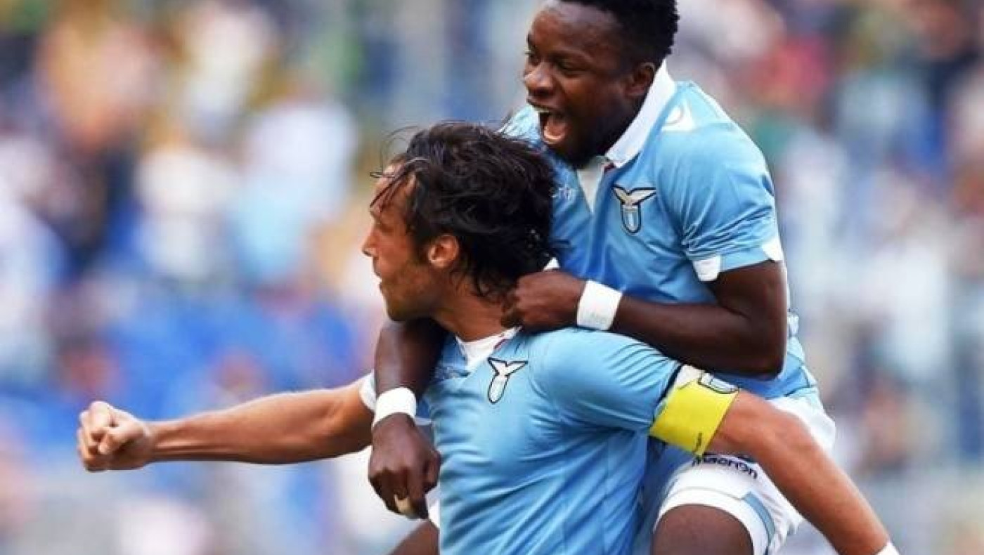 Ανεβαίνει η Λάτσιο, 3-2 τη Σασουόλο