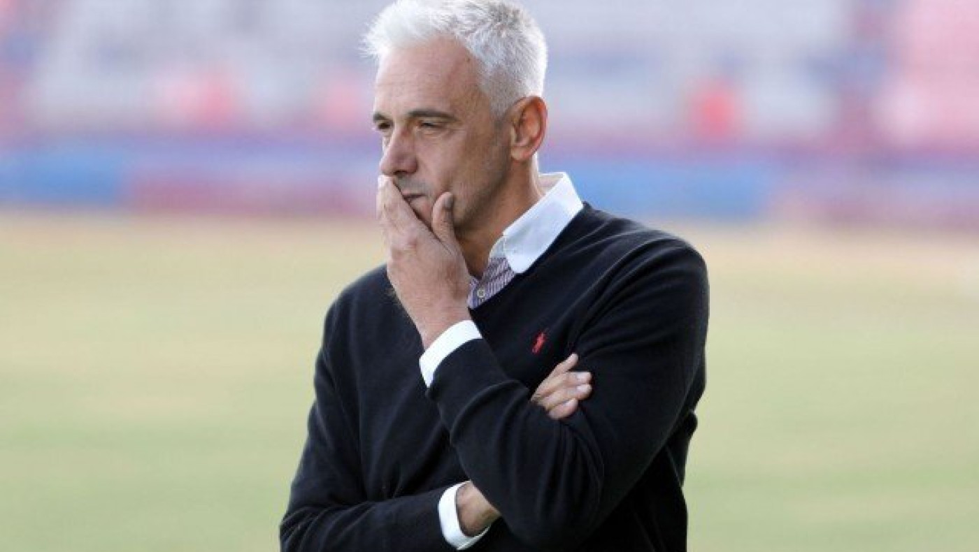 Παράπονα   από   τη    διαιτησία   ο    Χαραλαμπίδης