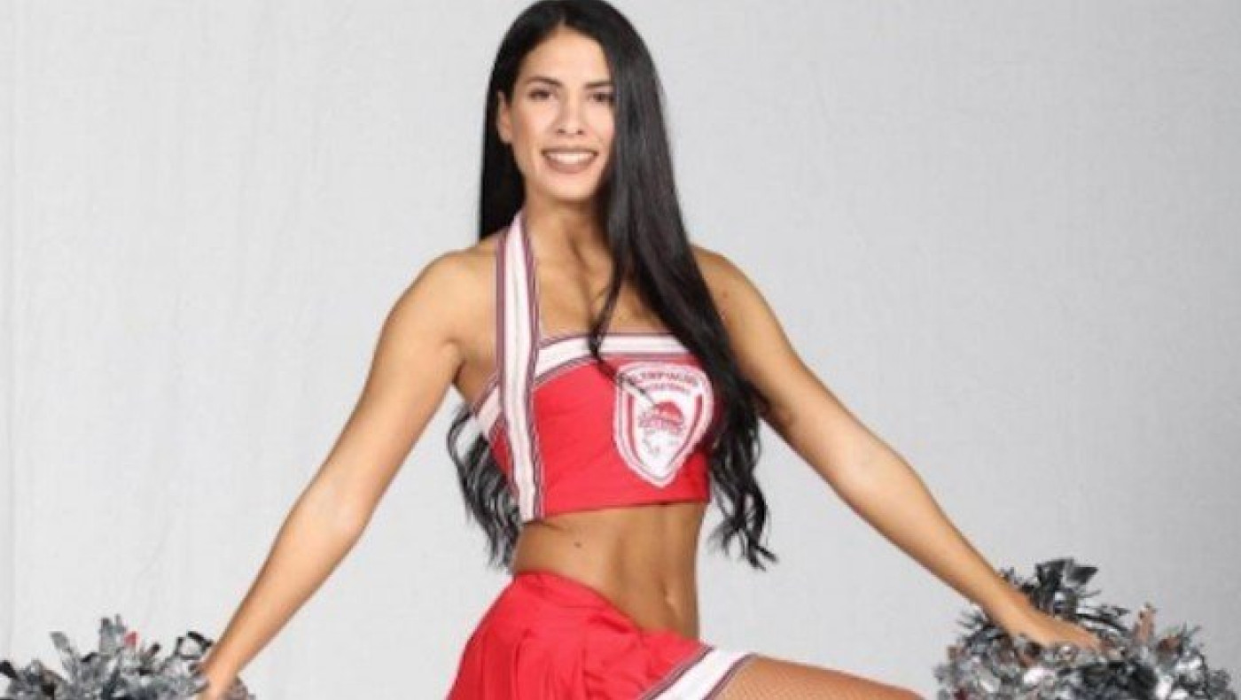 Η Νίκη Παναγοπούλου σε στέλνει    ανάσκελα! (photos)