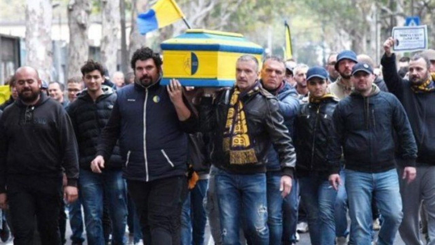 ΦΑΚΕΛΟΣ ΜΟΝΤΕΝΑ: Αργός                       θάνατος
