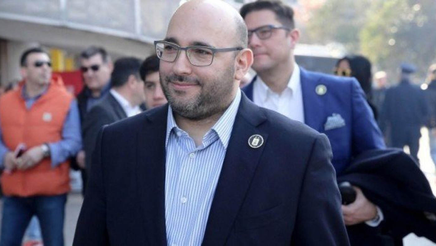 Ο σεβασμός      του Λάσκαρη στην ενημέρωση του κόσμου