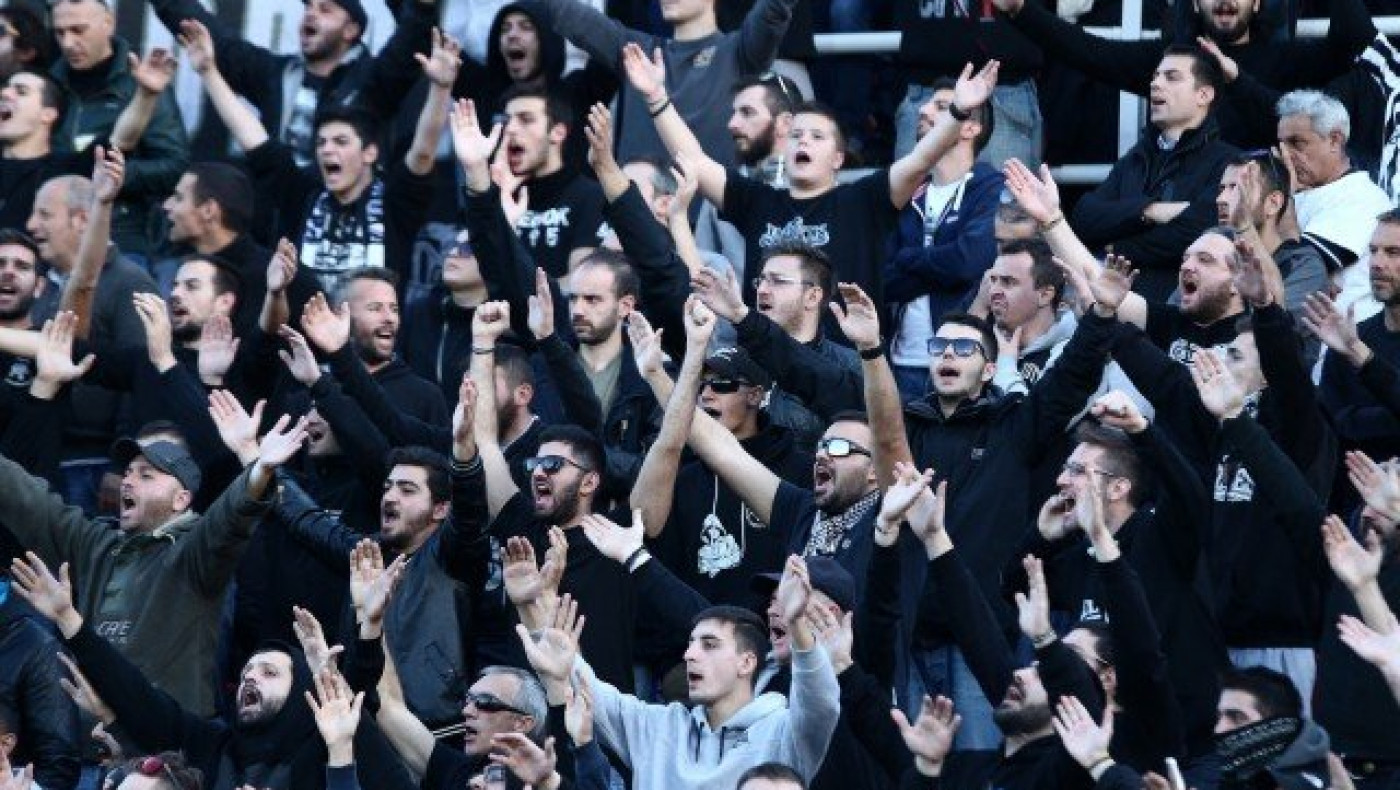 To αλάνθαστο                     κριτήριο του κόσμου