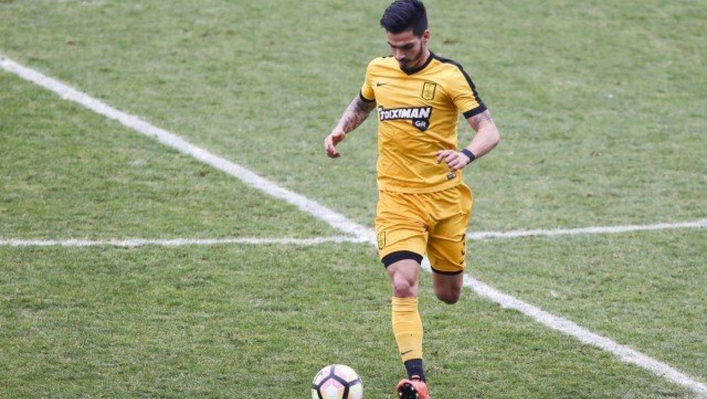 Σόουζα: «Δούλεψε σκληρά μέσα στη σιωπή σου...» (pic)