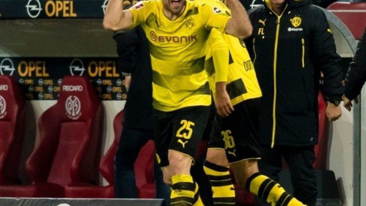 Ξεμπλόκαρε με Παπασταθόπουλο η Ντόρτμουντ, ήττα για Παπαδόπουλο