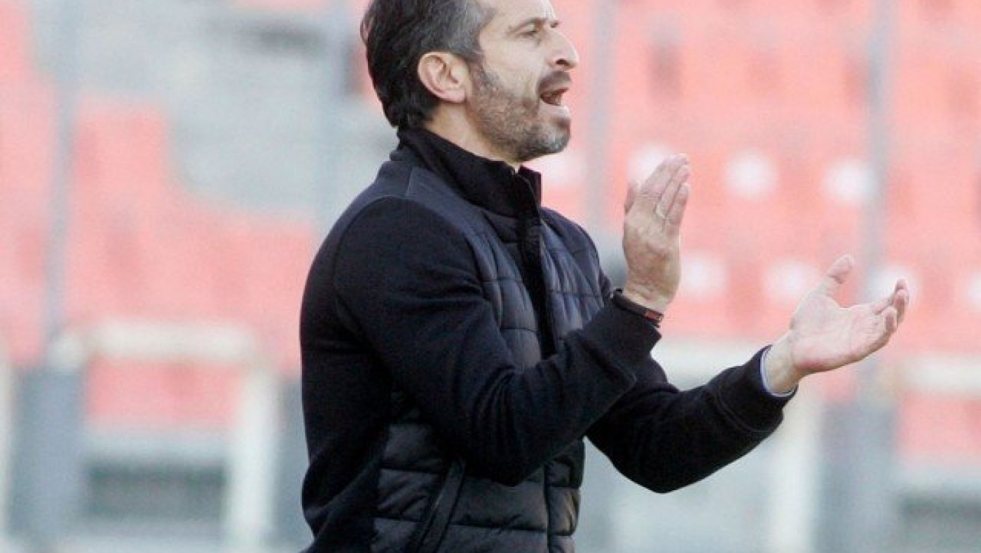 Βελιτζέλος:           «Ξεκάθαρη περίπτωση πέναλτι»