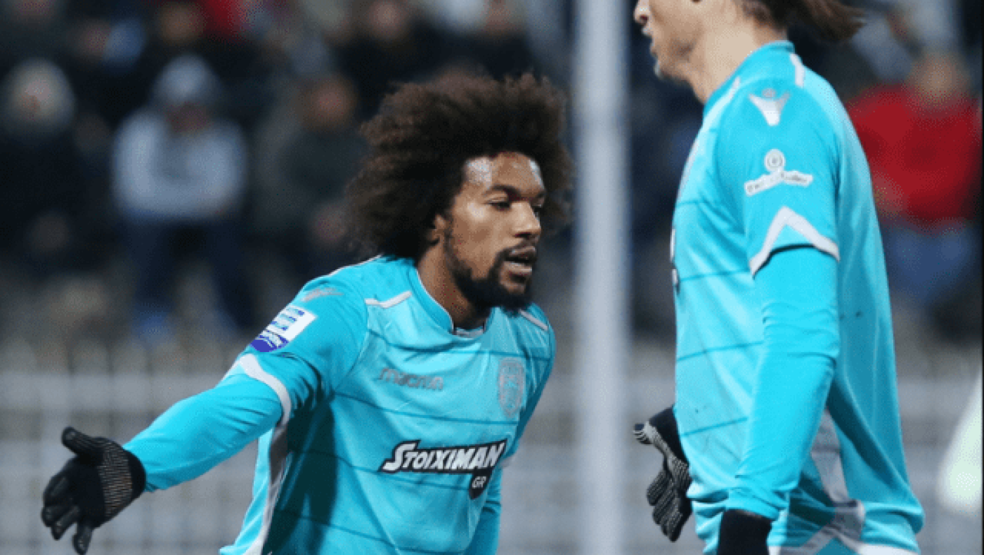 To         αυτονόητο         είχε    και   "πινελιές"