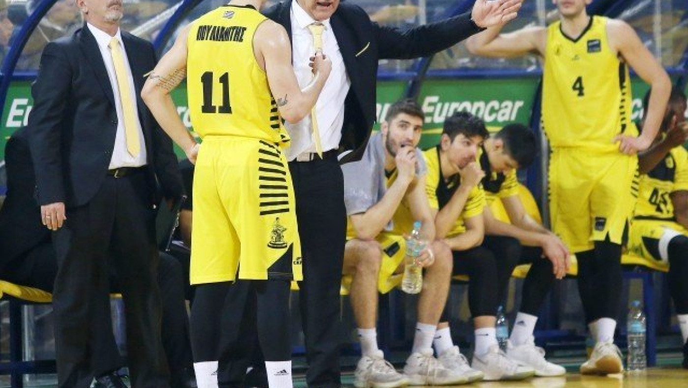 Γιαννάκης       για Πρίουιτ, ενίσχυση και... Πλιάκη!