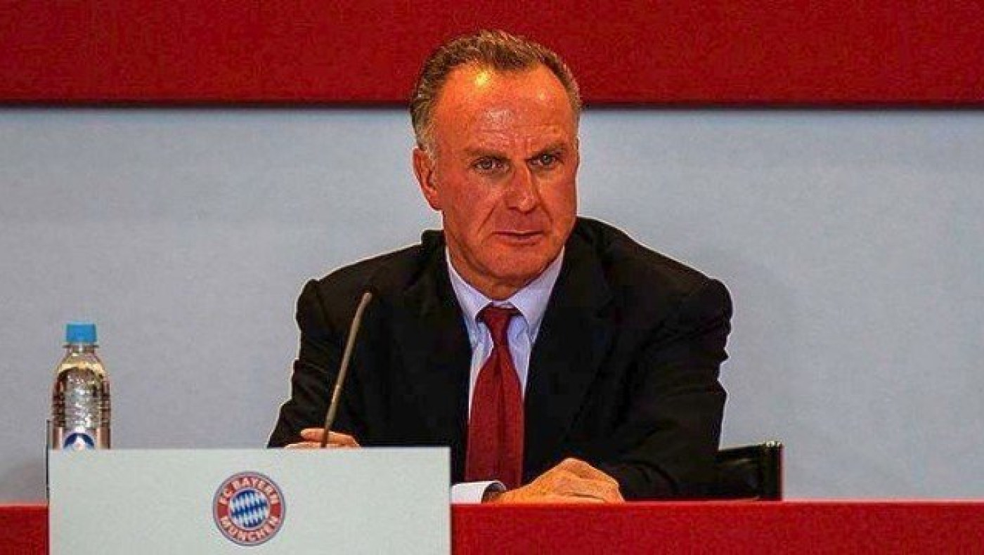 Ο Ρουμενίγκε                   αποθεώνει τον Χάινκες