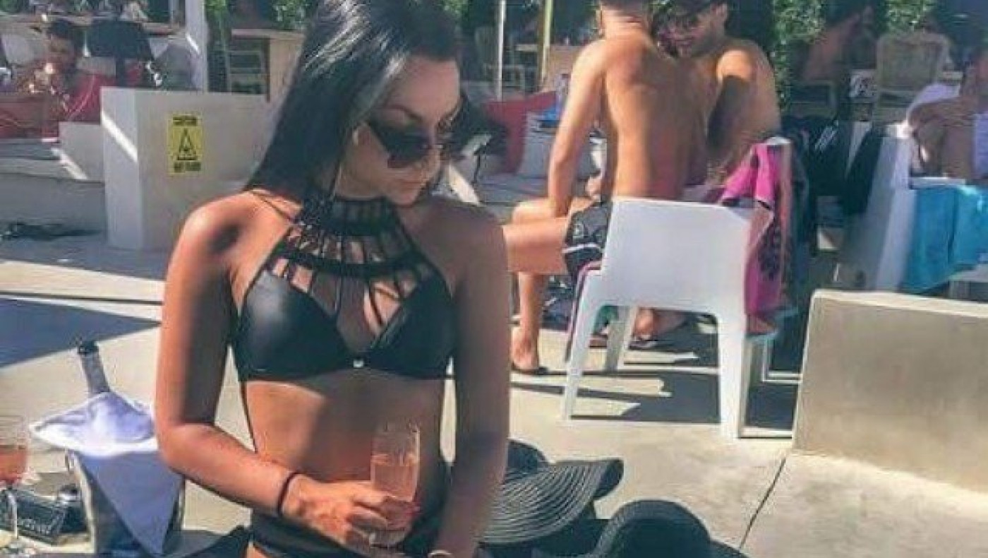 Η μελαχρινή   καλλονή που σαγηνεύει τη Λάρισα (pics)