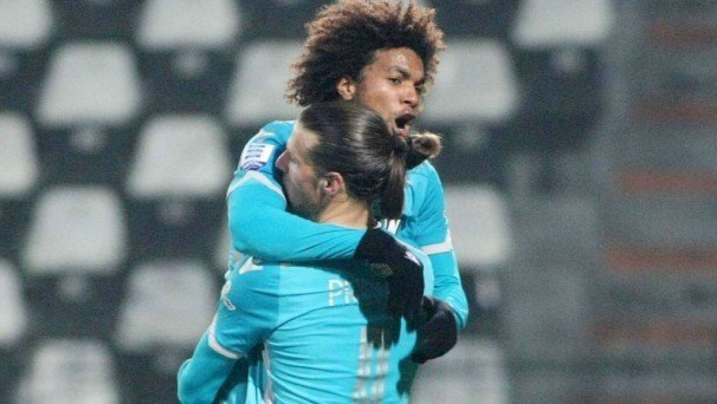 Οι δύο που δεν    ξεχνούν  την τέχνη τους και οι νέοι