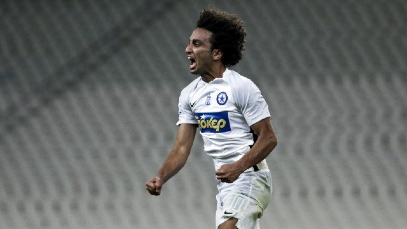 Ο «τρελός» Αιγύπτιος το... έριξε στο τραγούδι! (vid)