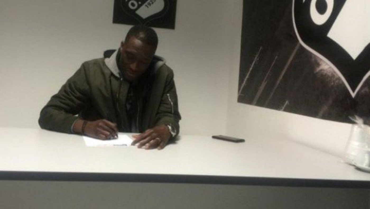 Υπέγραψε        στον          ΟΦΗ      ο         Βουό