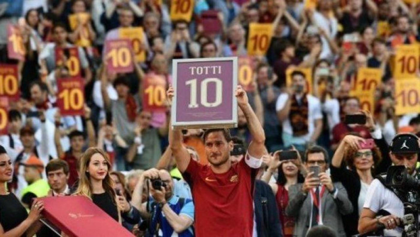 Τότι: «Με κατέστρεψαν τα συναισθήματα όταν σταμάτησα από τη Ρόμα»