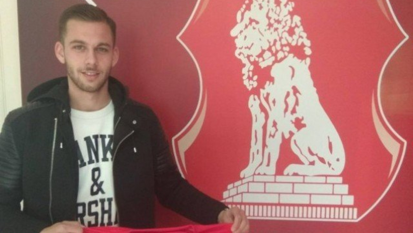 Στον Πανσερραϊκό            και επίσημα ο Ποζατζίδης