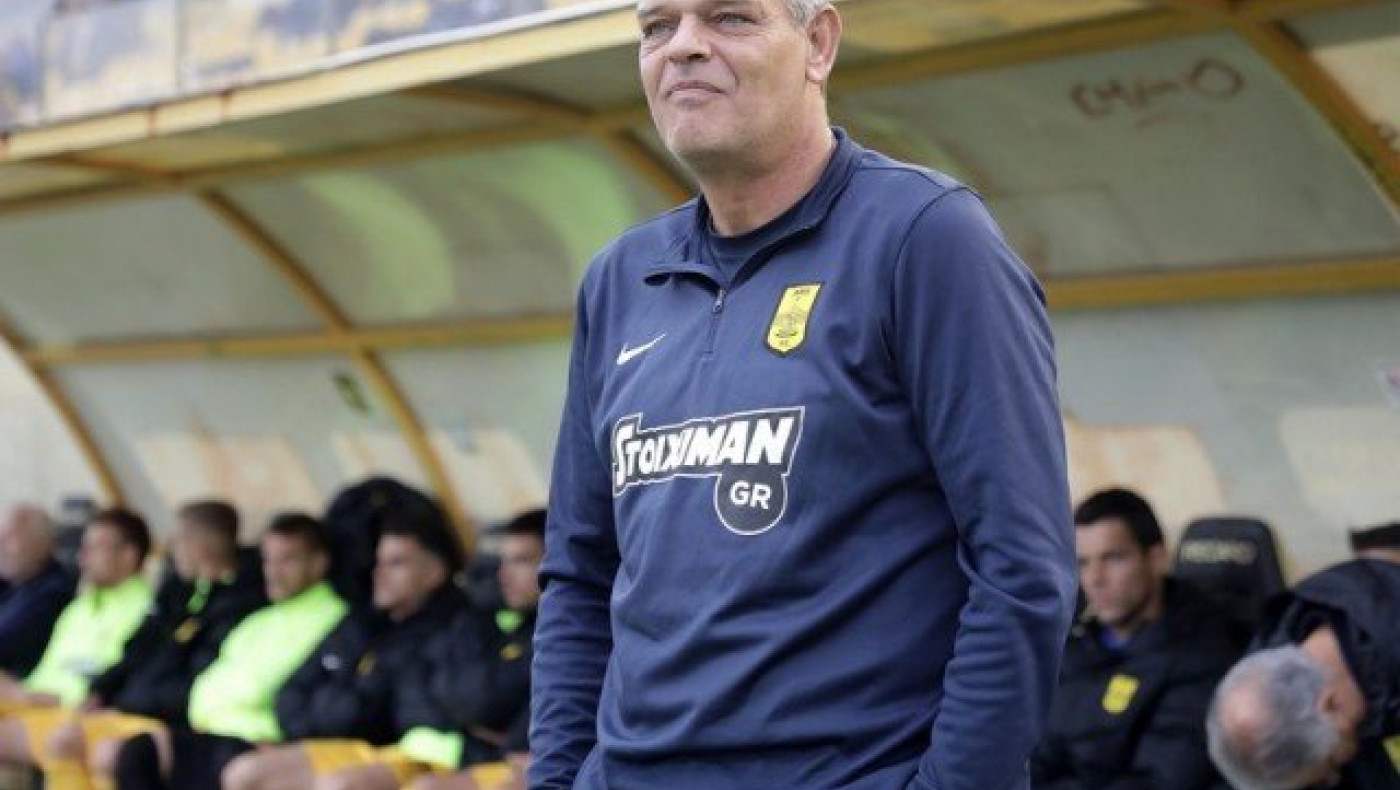 Με μία (αναγκαστική) αλλαγή κόντρα στην Αναγέννηση