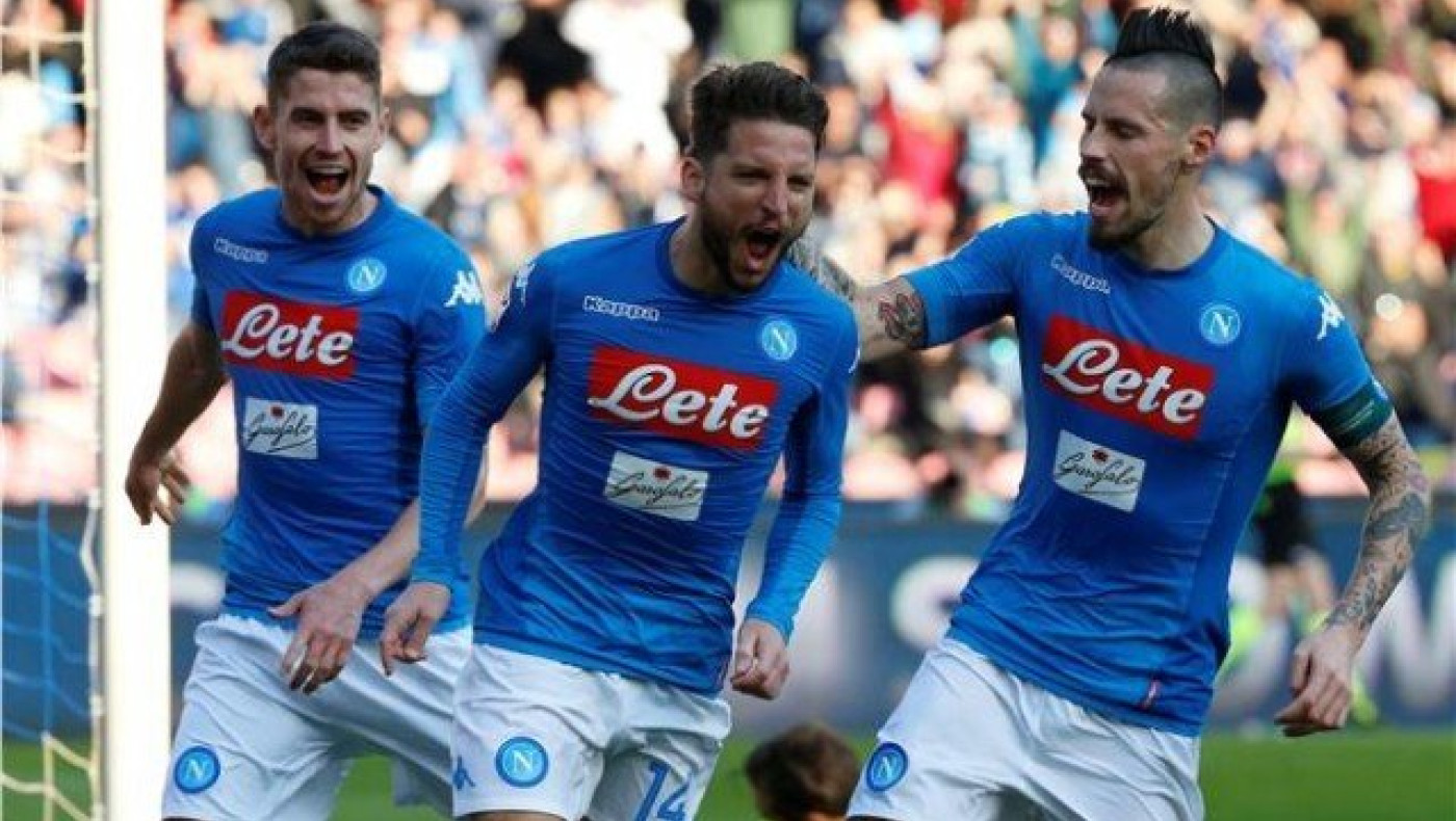 Με όπλο την                         άμυνα η Νάπολι