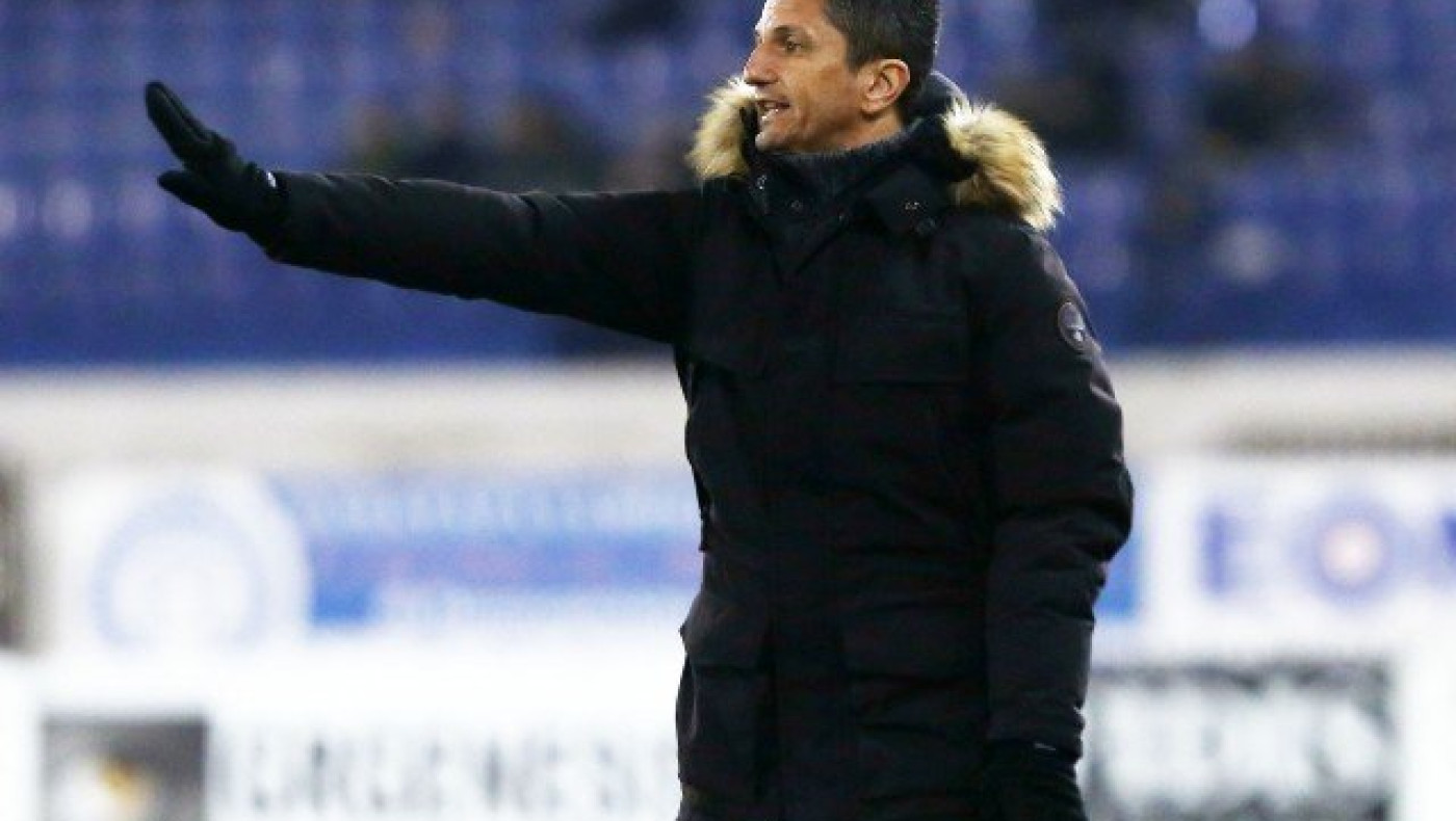 Εβαλαν δύσκολα                       στον Λουτσέσκου