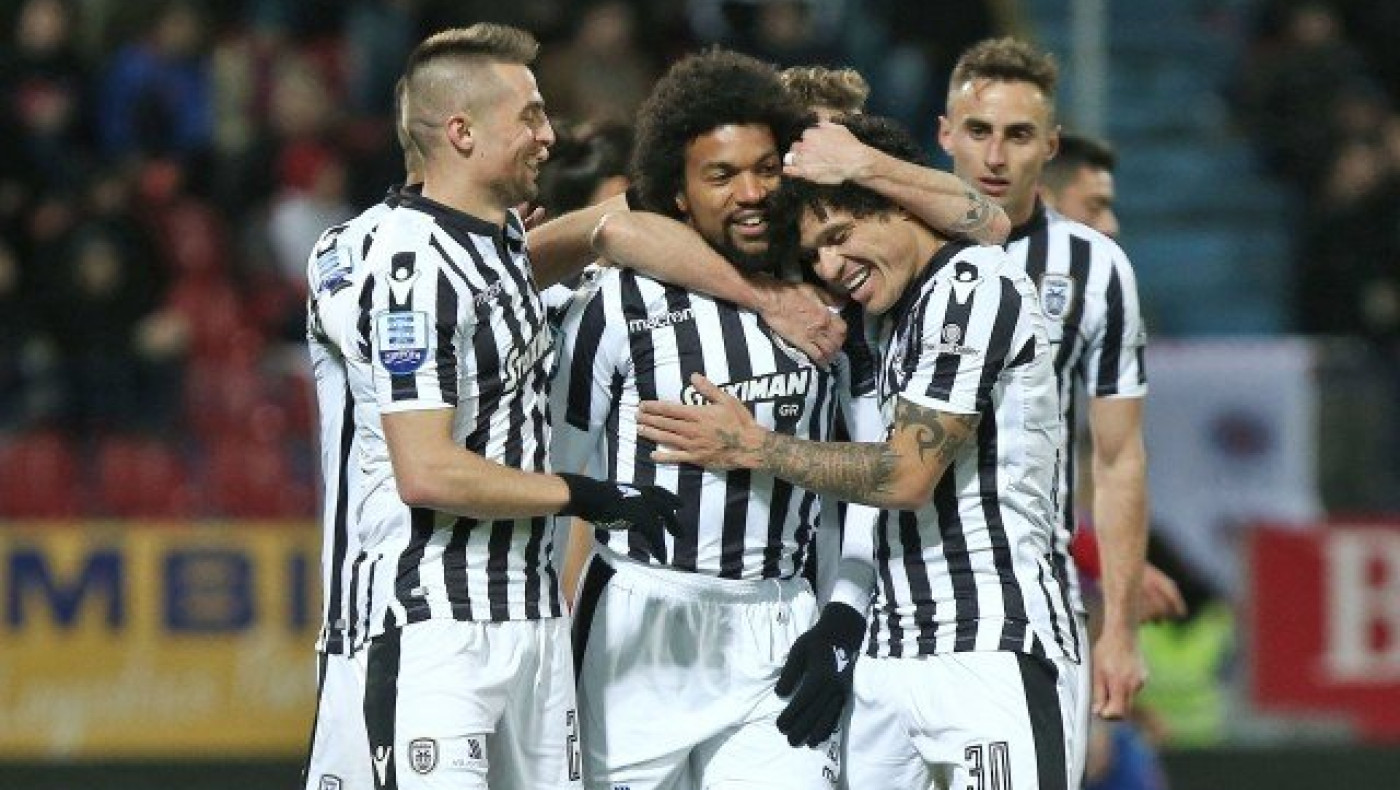 Περίπατος στον                   τελικό, ταραχή στο «σύστημα»