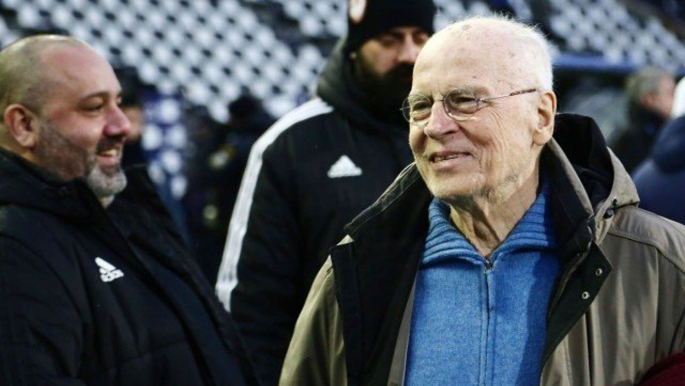 Φουλ επίθεση Ολυμπιακού σε ΑΕΚ για τη διαιτησία και τον... τίτλο