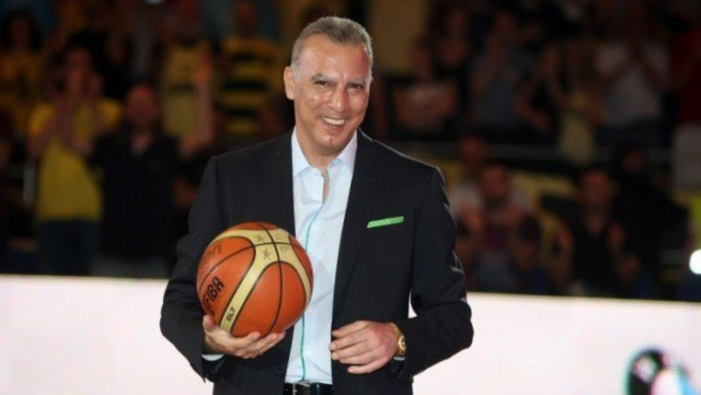 Νίκος Γκάλης: «Άρη, να τα        χιλιάσεις!» (pic)