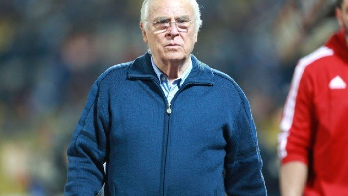 Ξέσπασμα Θεοδωρίδη: «Δεν αξίζετε να φοράτε τη φανέλα του Ολυμπιακού»