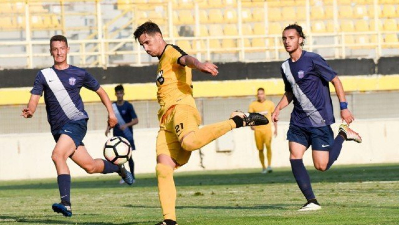 Περισσότερες επιλογές                    για τον Σπανό