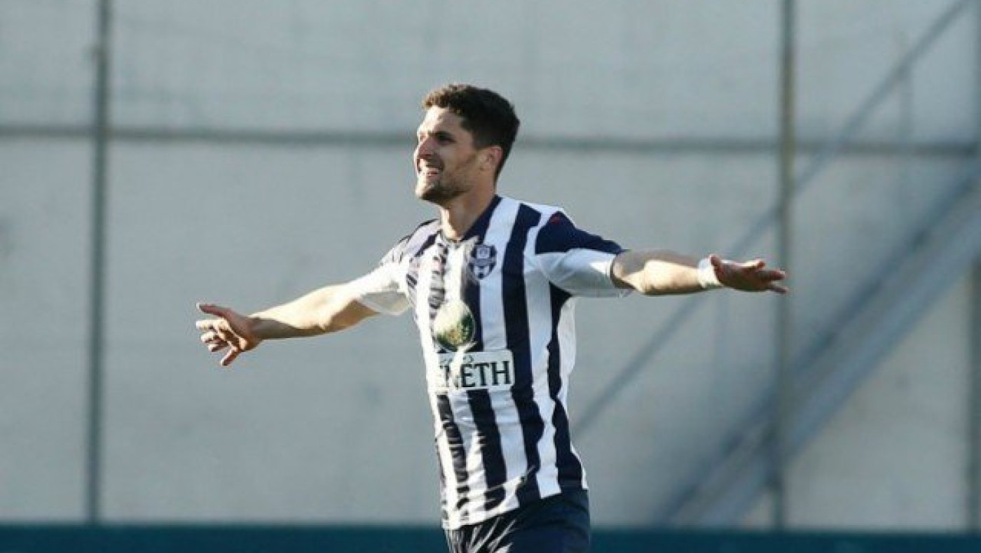 Ενας Αλμπάνης                   να τον πιείς στο ποτήρι!