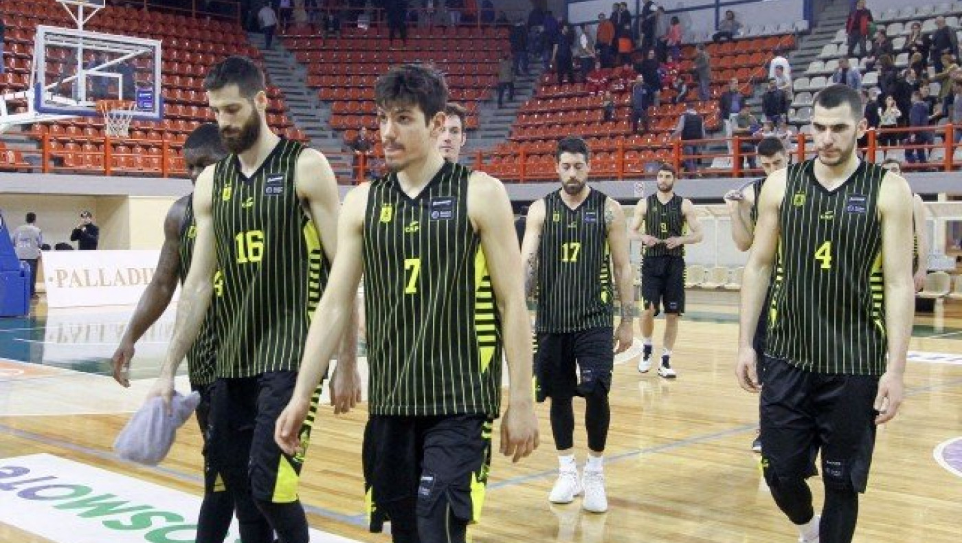 Βαδίζει σε επικίνδυνα μονοπάτια, απαιτείται άμεσα ένα ηλεκτροσόκ