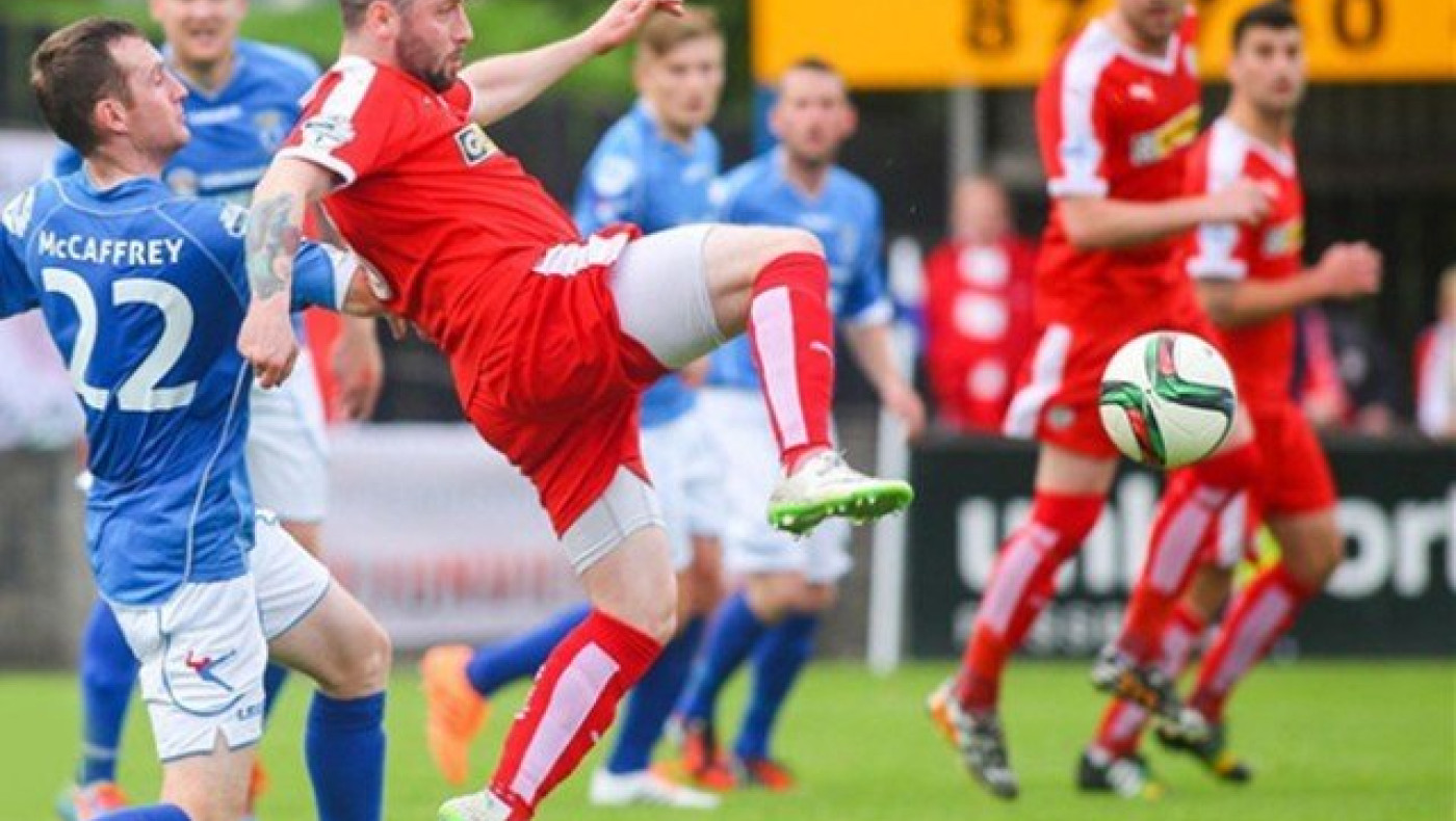 Φαβορί… για τα                            πανηγύρια