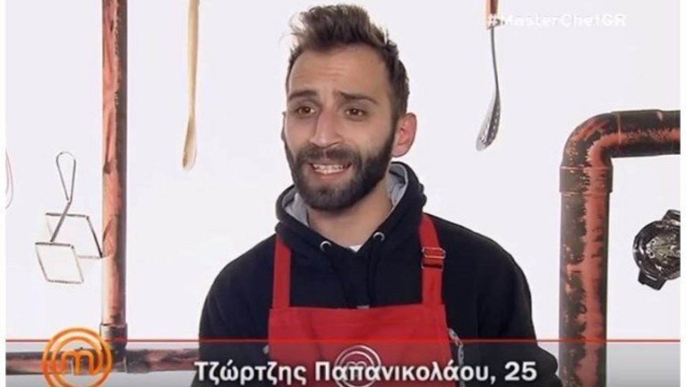 Πήγε στην εκκλησία ο Τζώρτζης και ο παπάς σταμάτησε τη λειτουργια (v)