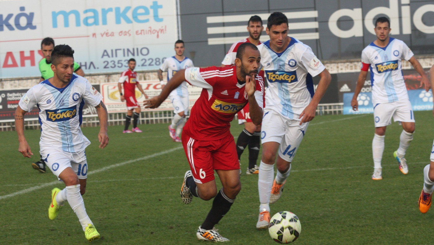 Απολαμβάνοντας τη μοναξιά της κορυφής