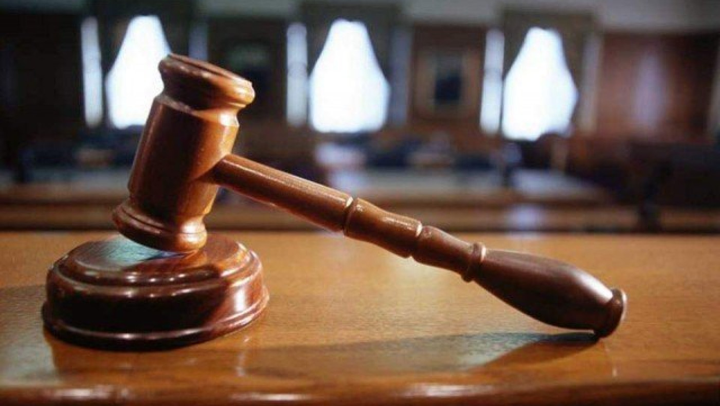 Ενας εισαγγελέας  δείχνει το δρόμο    κατά της βίας
