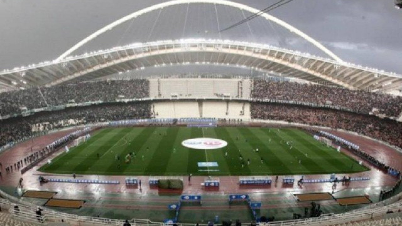 Στο ΟΑΚΑ       αλλά  με τον κόσμο  και όχι με λίγους