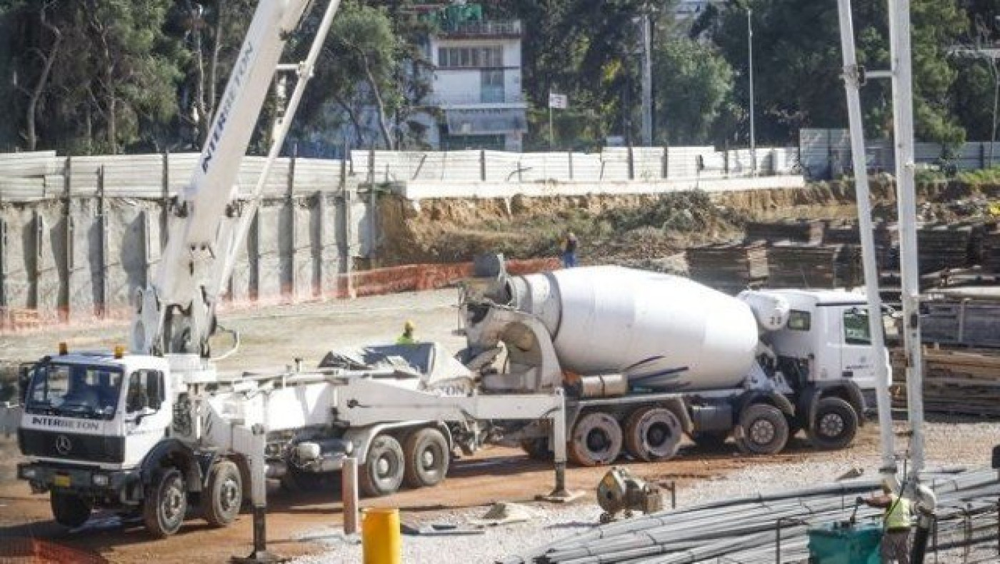 Αίτηση για κατεδάφιση της παρανομίας       του δήμου