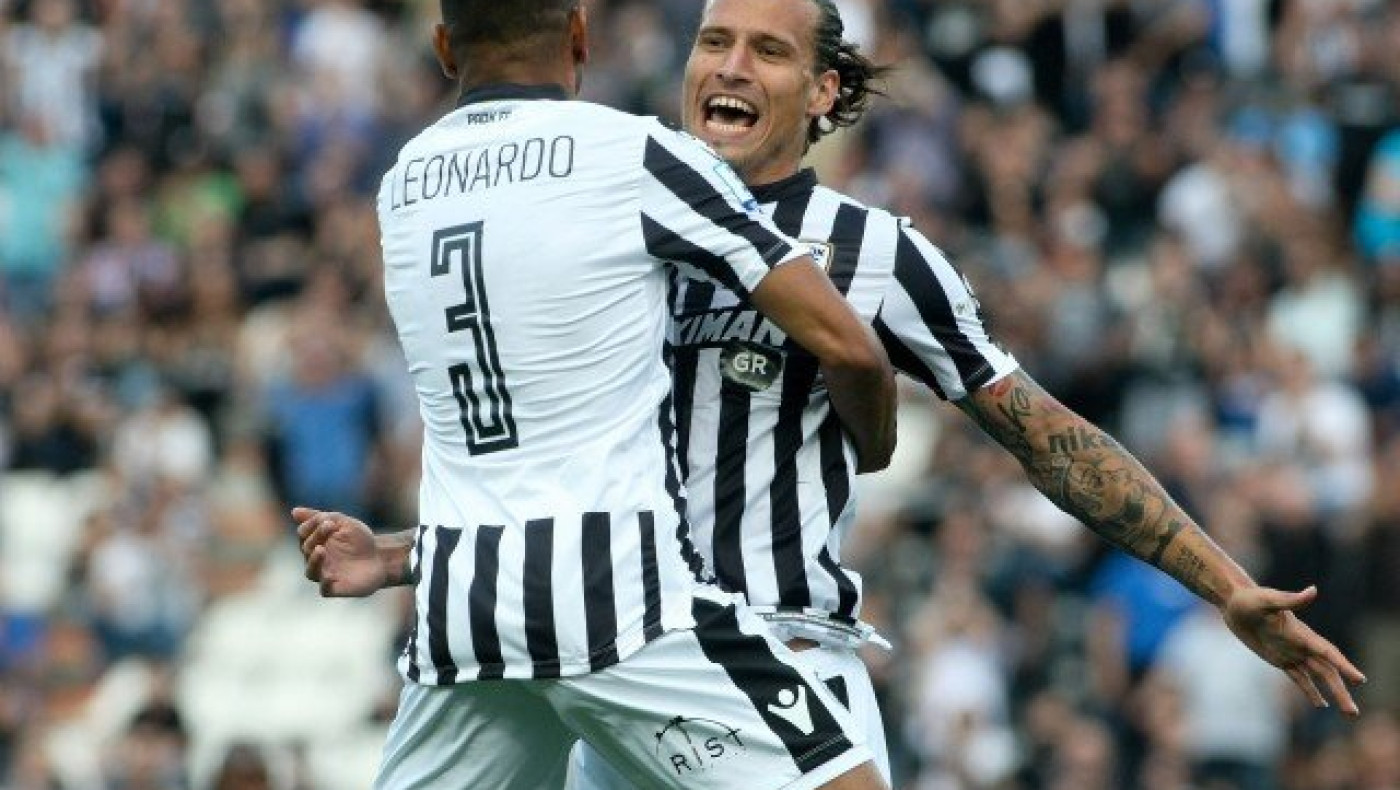 Περηφάνεια και χαρά γι' αυτή την             ομάδα!