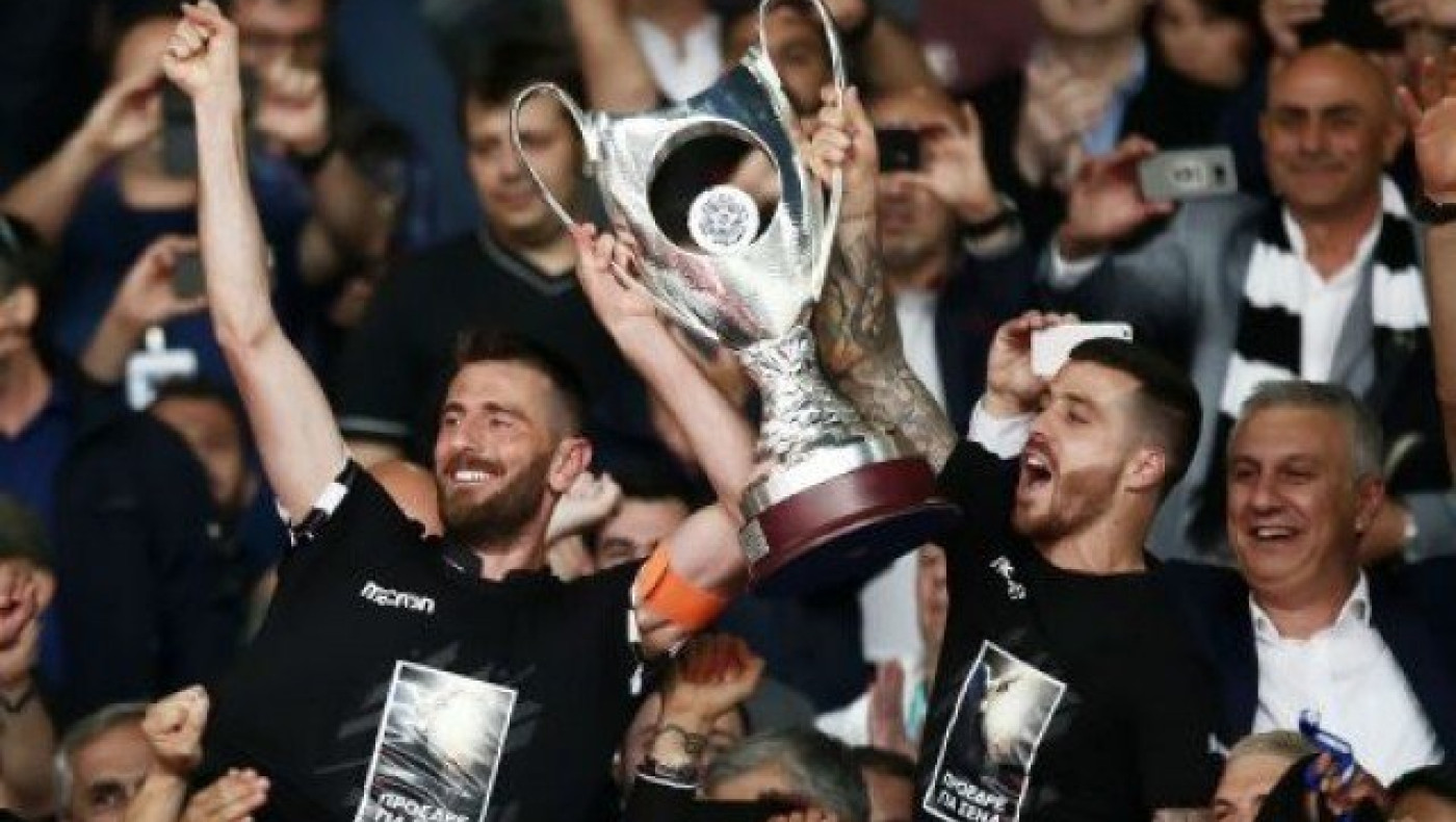 Έτσι σήκωσε           την κούπα ο ΠΑΟΚ! (photos+vids)