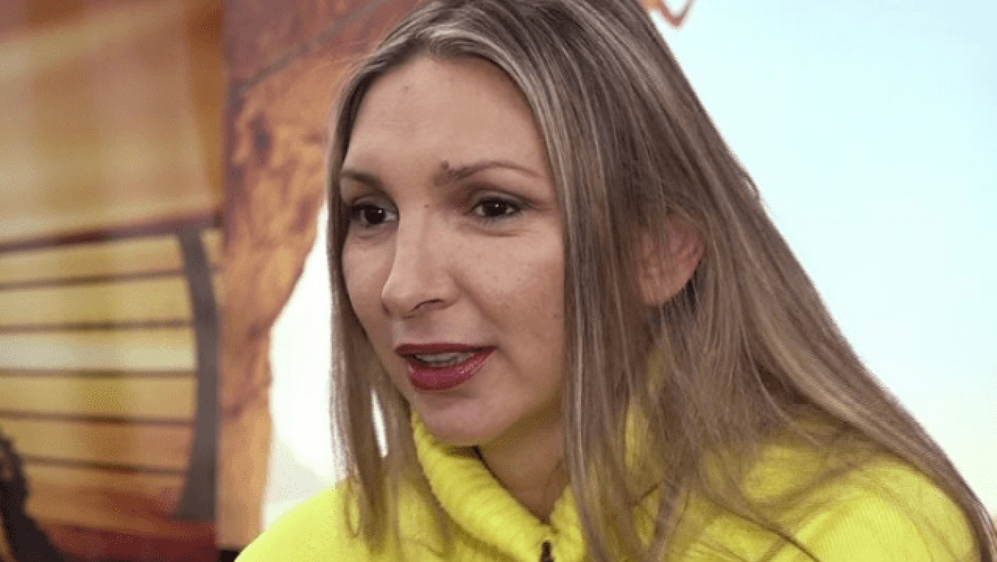 Φανή Χαλκιά:         «Όταν γεννήθηκα δεν είχα φωνή» (BINTEO)