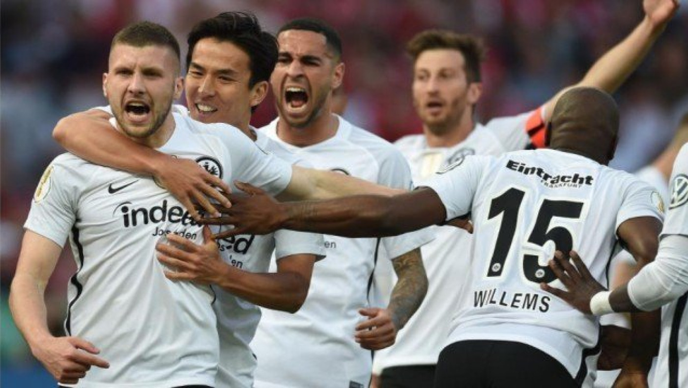 Η Άιντραχτ ταπείνωσε την Μπάγερν Μονάχου στον τελικό (vid)