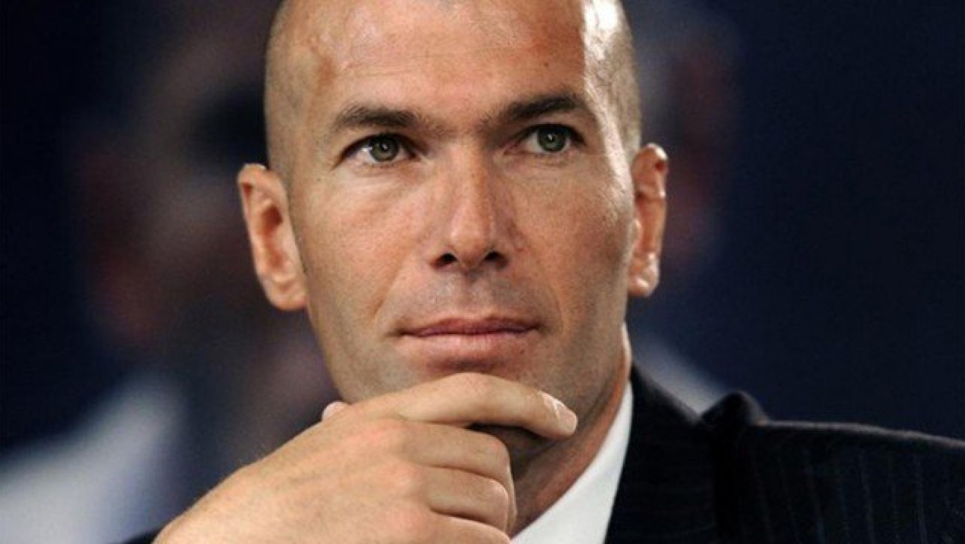 Σκέφτεται Ζιντάν για τον πάγκο η                          Γαλλία