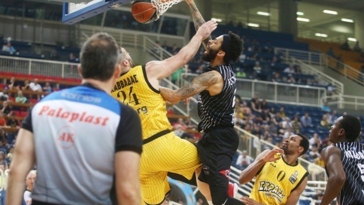 Το «in your face» κάρφωμα του Πέτεγουεϊ στον Καββαδά (vid)